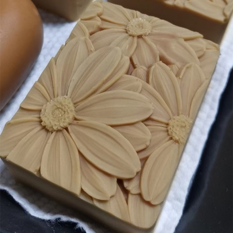 الأحدث!! !3d أنيقة عباد الشمس  - مراجعة Soap Making Guide For Beginners وسعره
