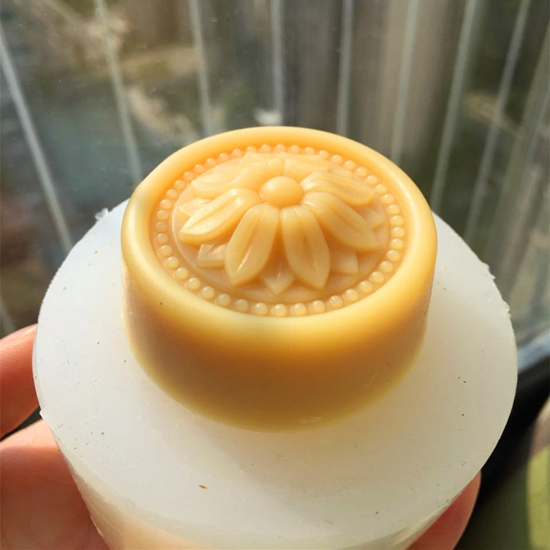 قالب صابون كلاسيكي مستدير يمكن - مراجعة Soap Making Process وسعره